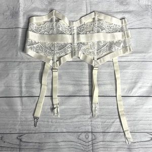 Victoria’s Secret Ivory Garter Belt